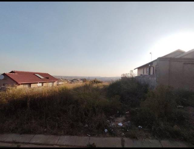 LAND FOR SALE IN LENASIA SOUTH